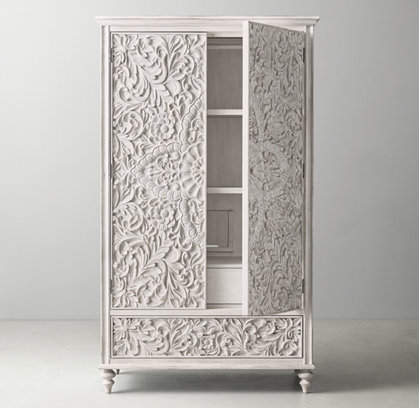 Zoe Armoire