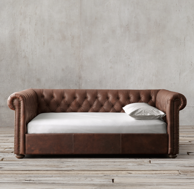 Chesterfield Leather Daybed RH